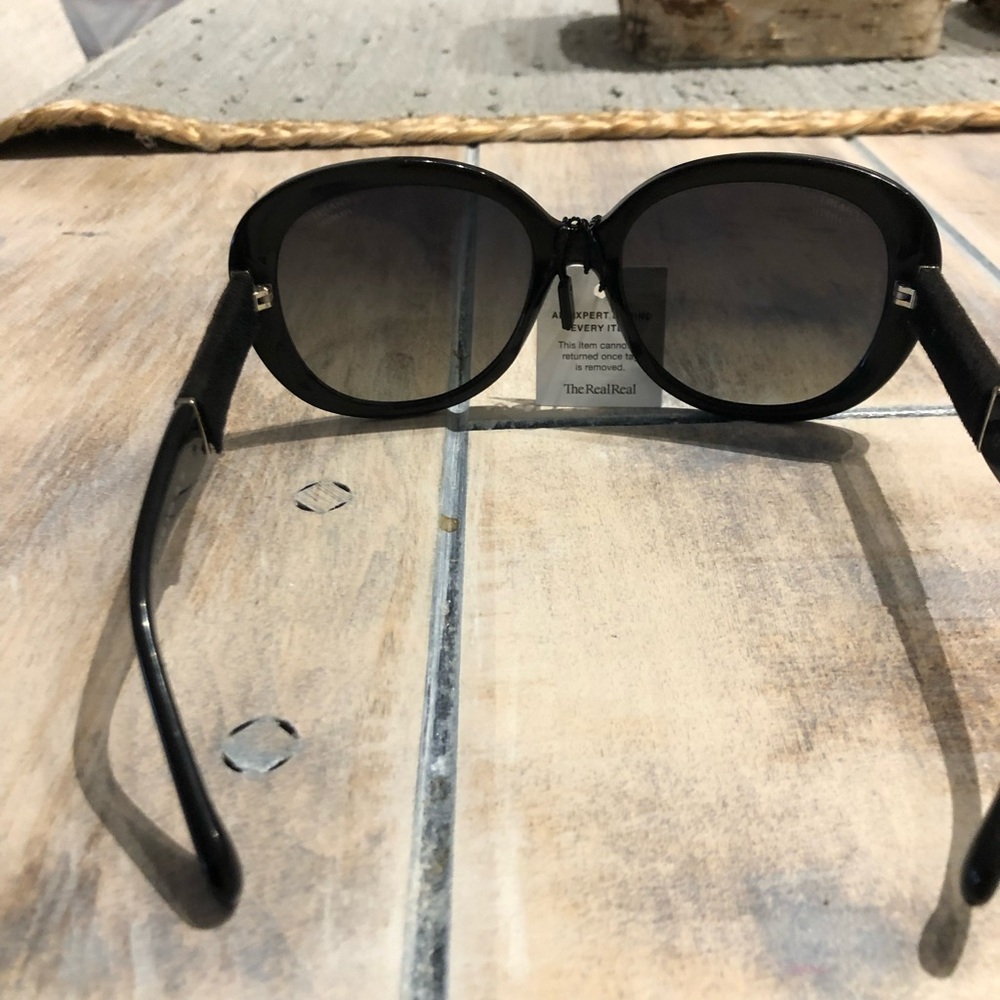 CHANEL Black Oversized Sunglasses with Gradient Lenses